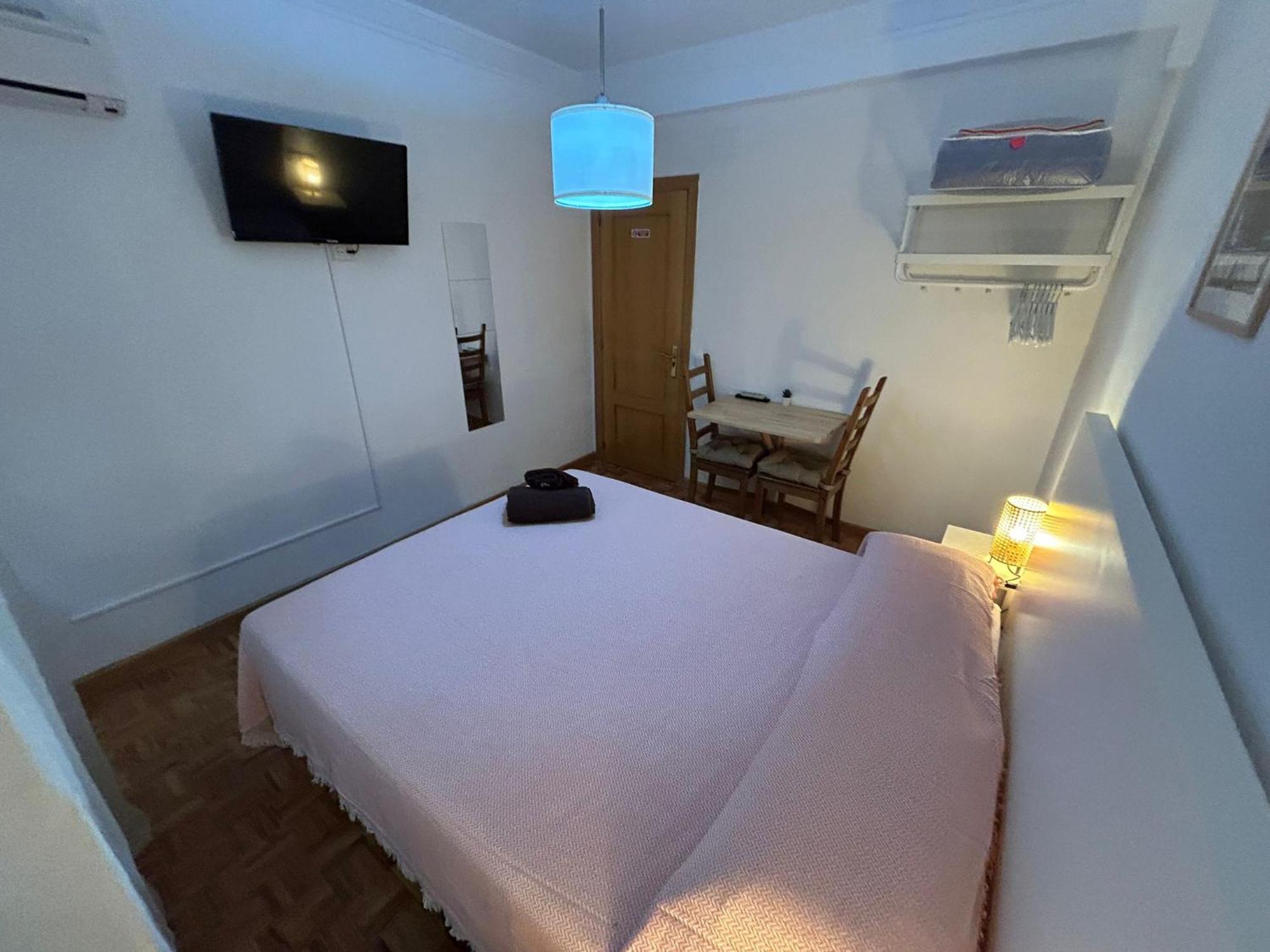 Rooms La Latina, Junto A Plaza Mayor — Photos 1